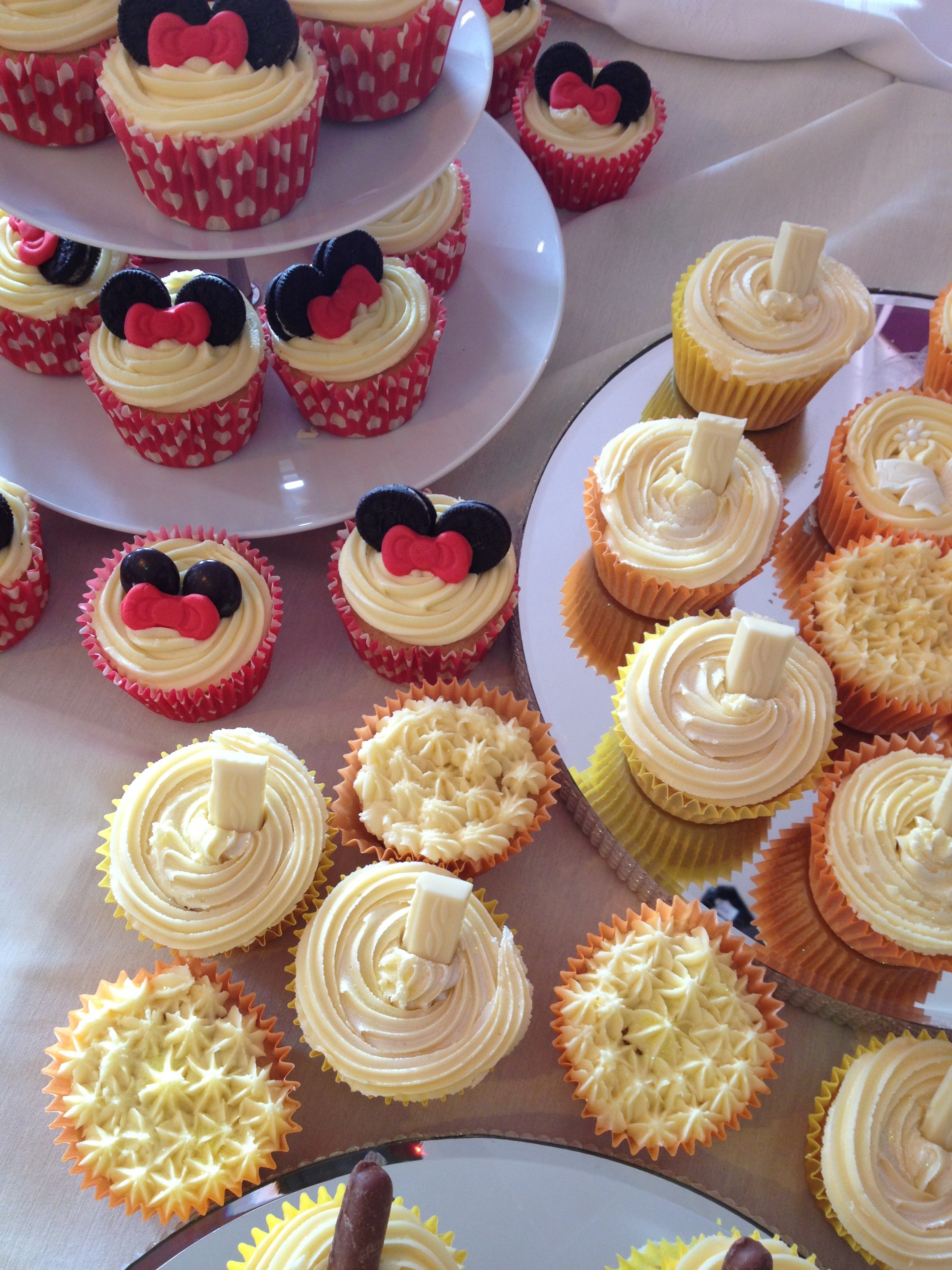 Minnie Mouse Cupcakes Apr12